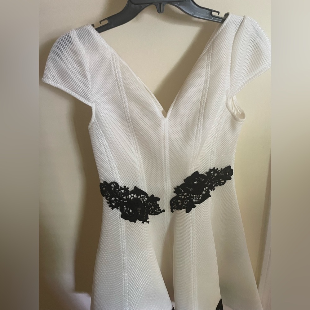 W Les Femmes by Babylon White and Black Embroidered Sweetheart Dress